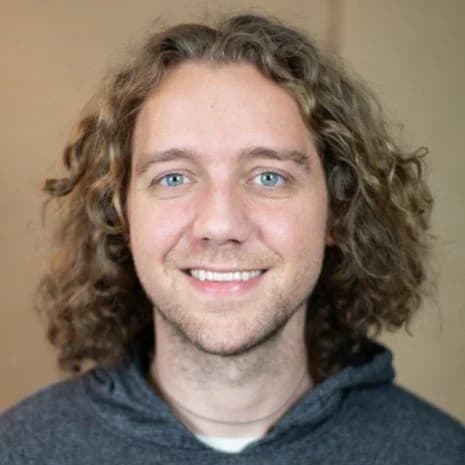 Founder of ChatOpenSource, from NASA to Y Combinator