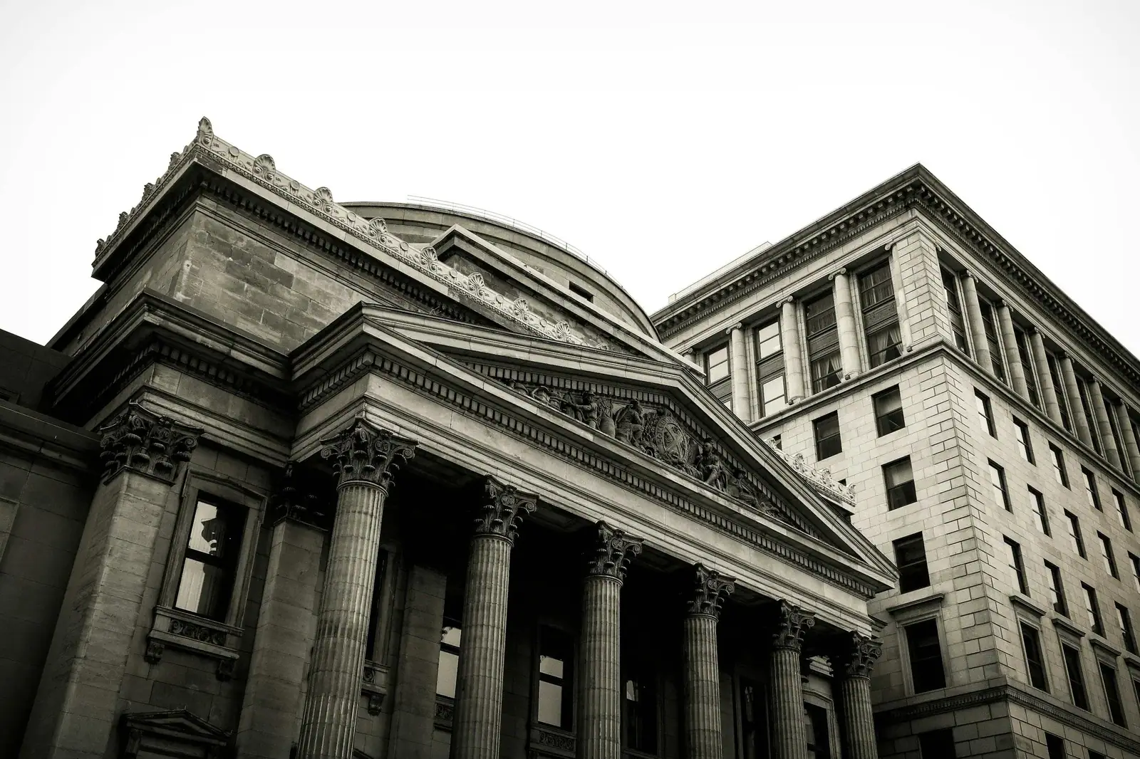 Financial institution, equity dilution and venture capital fundraising